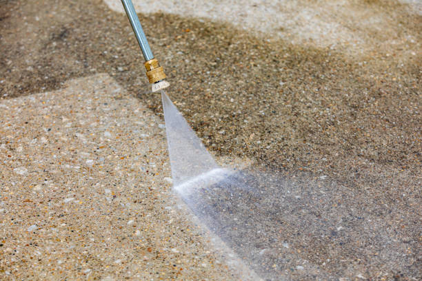 Best Pool Deck Cleaning  in Energy, IL